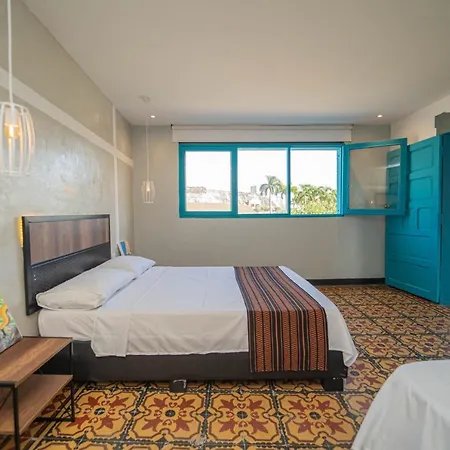 Barajas House Guest house *